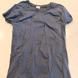 💙 ATHLETA T-SHIRT 💙